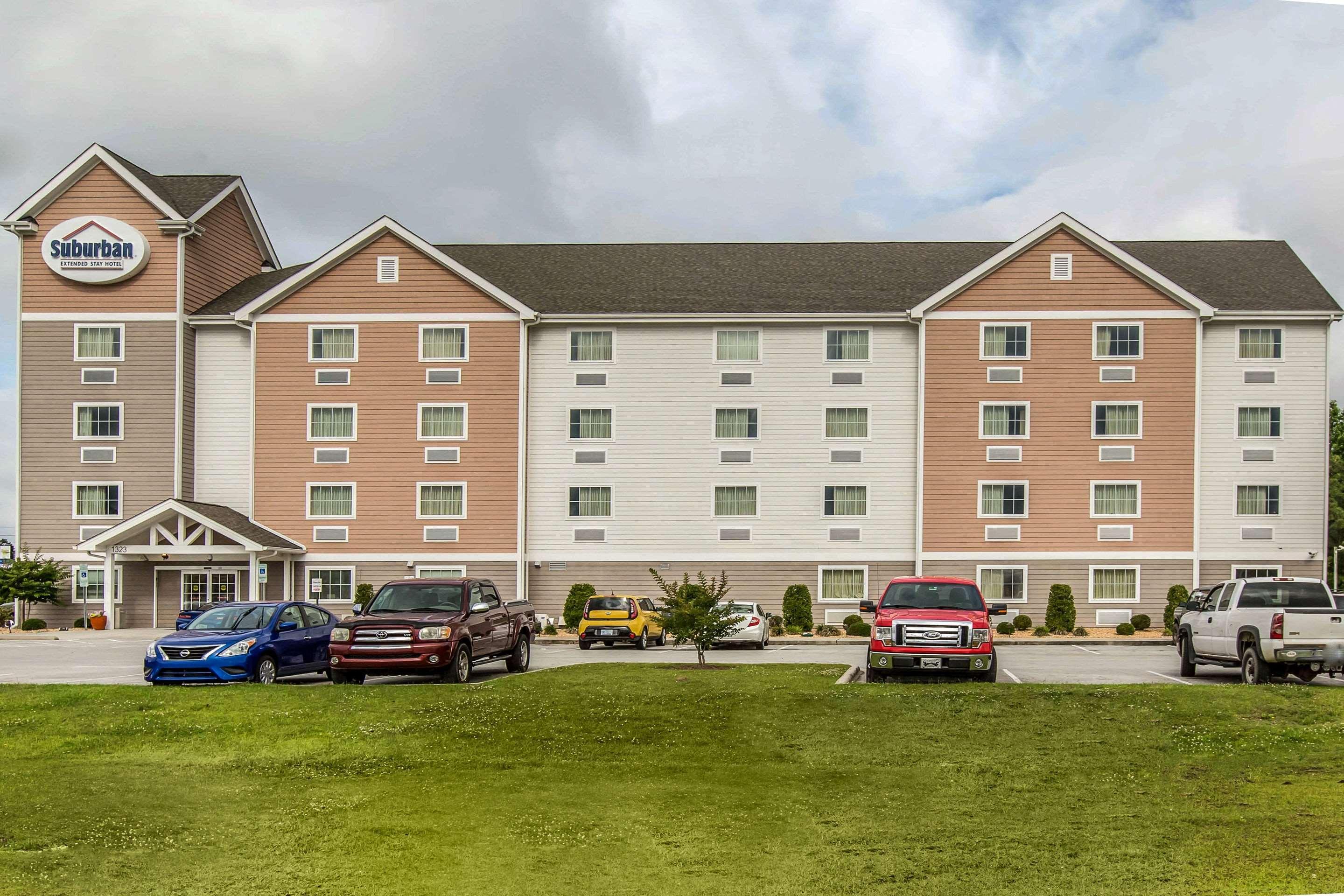 Hotel Suburban Near Camp Lejeune Jacksonville