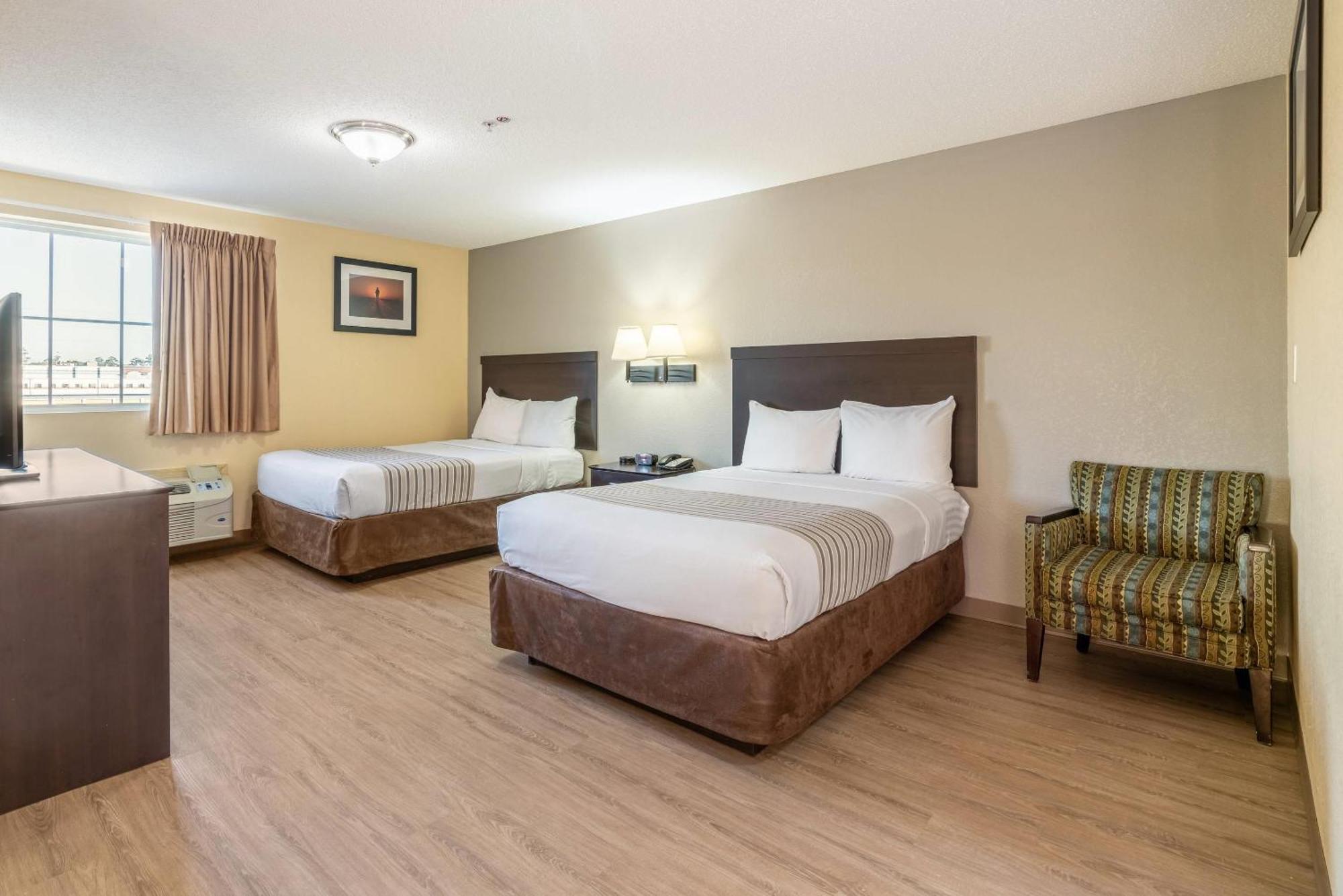 Hotel Suburban Near Camp Lejeune Jacksonville