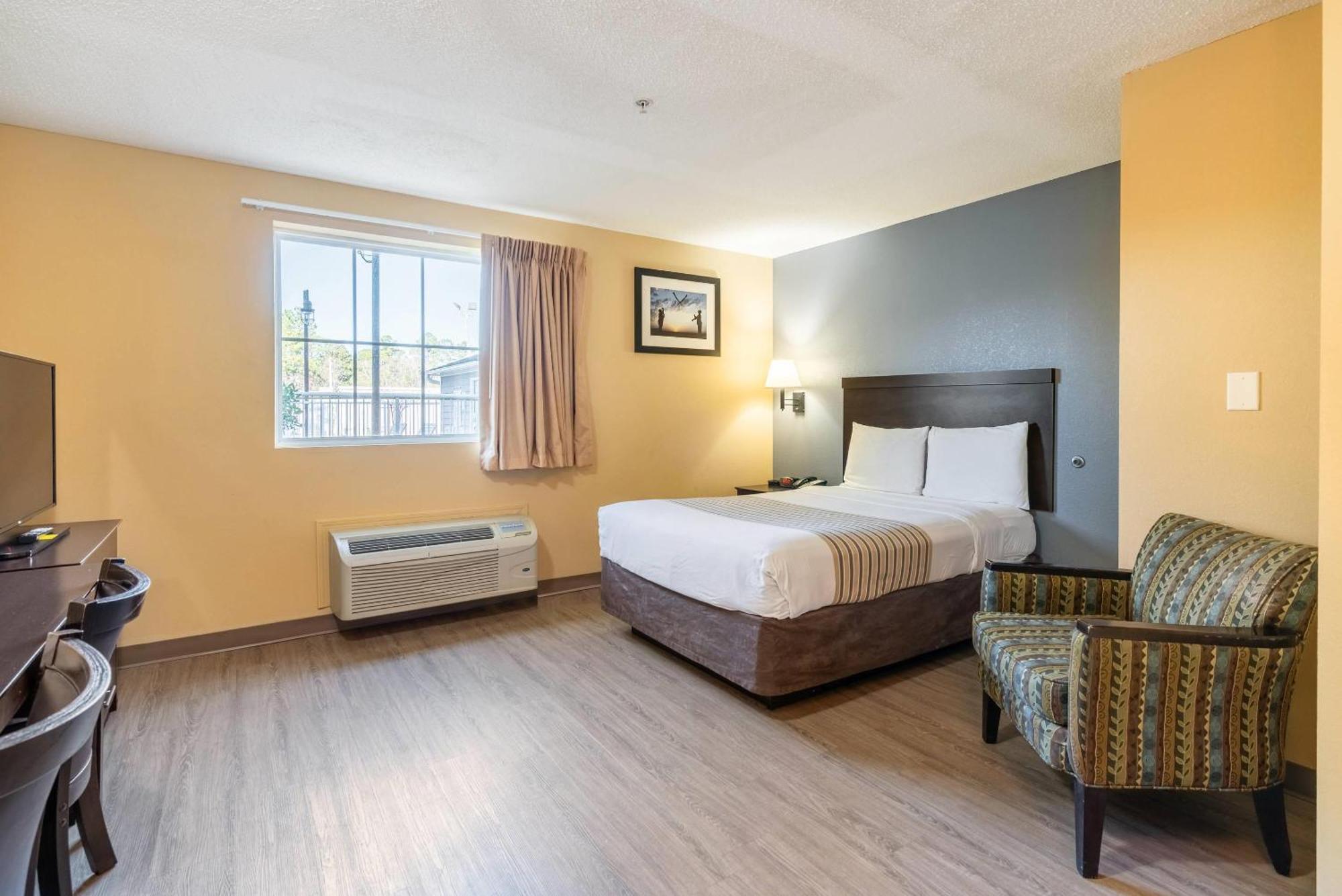Hotel Suburban Near Camp Lejeune Jacksonville